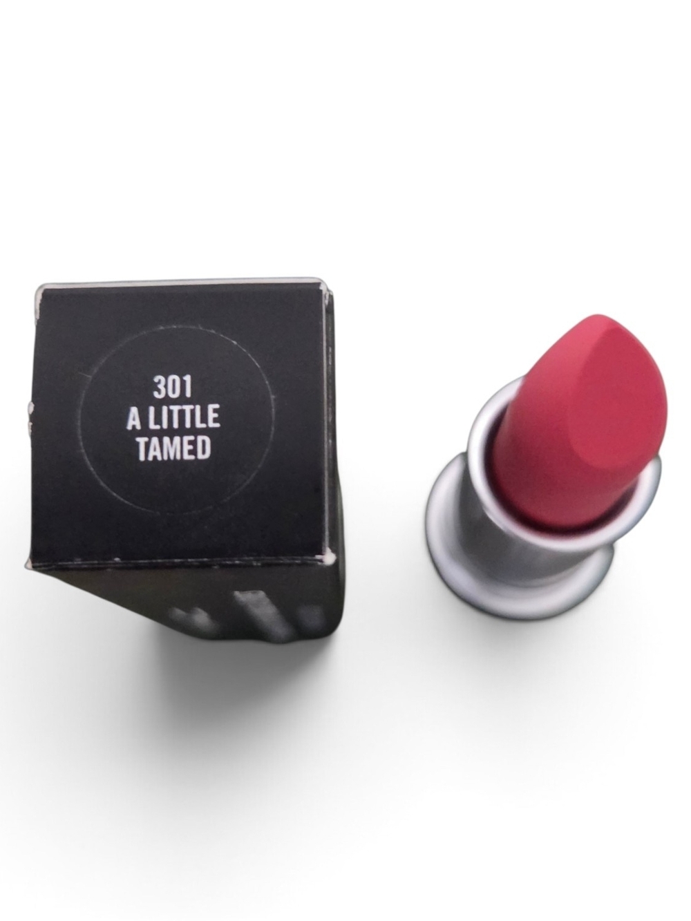 MAC Cosmetics Powder Kiss Lipstick "A Little Tamed" 301 - Full Size NIB - Picture 2 of 4
